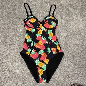 Sunseeker Swim Pineapple One Piece Size 6 B/C